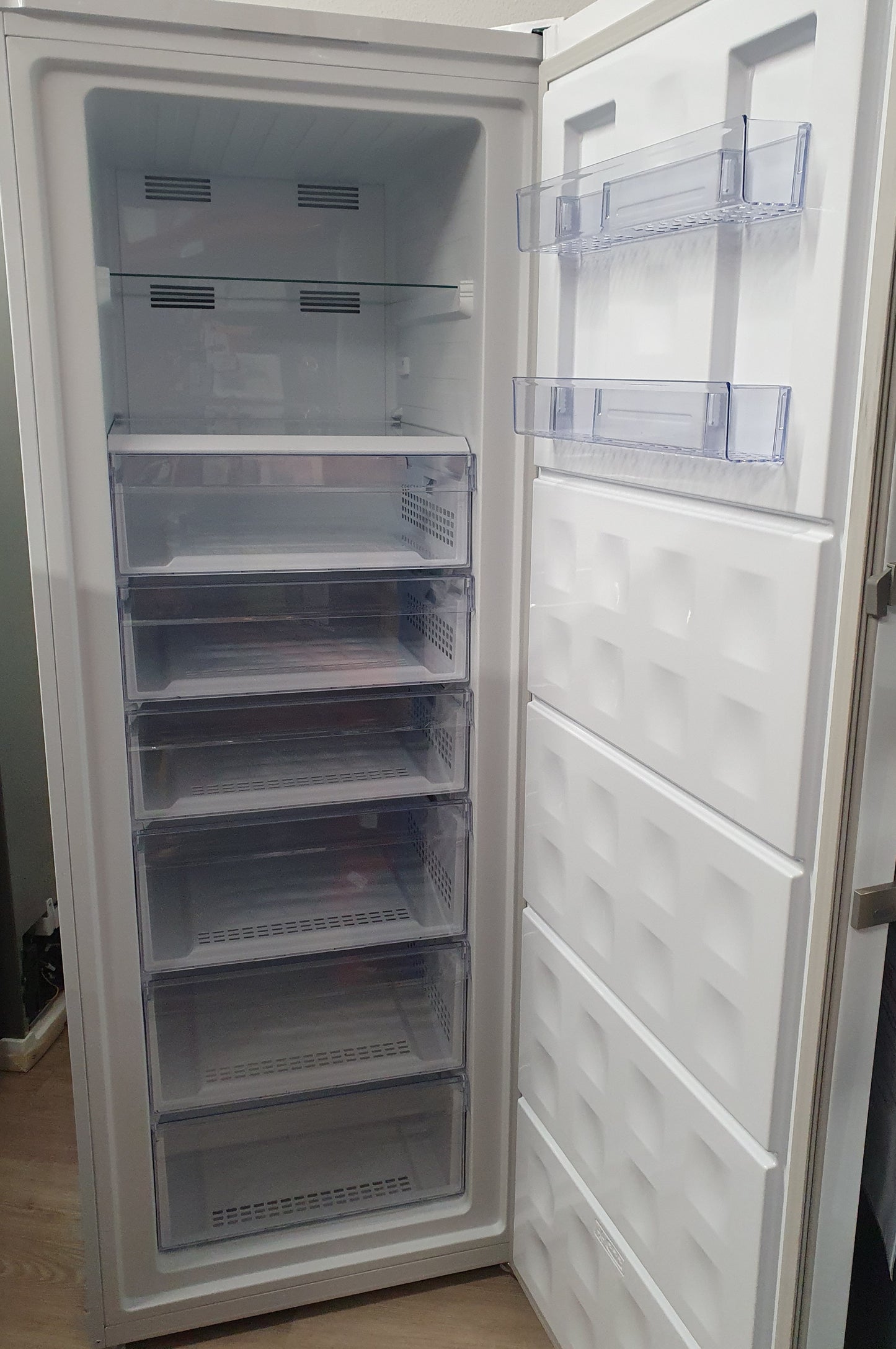 Arca Vertical RFNE 448 E 45 W 404 L - BEKO