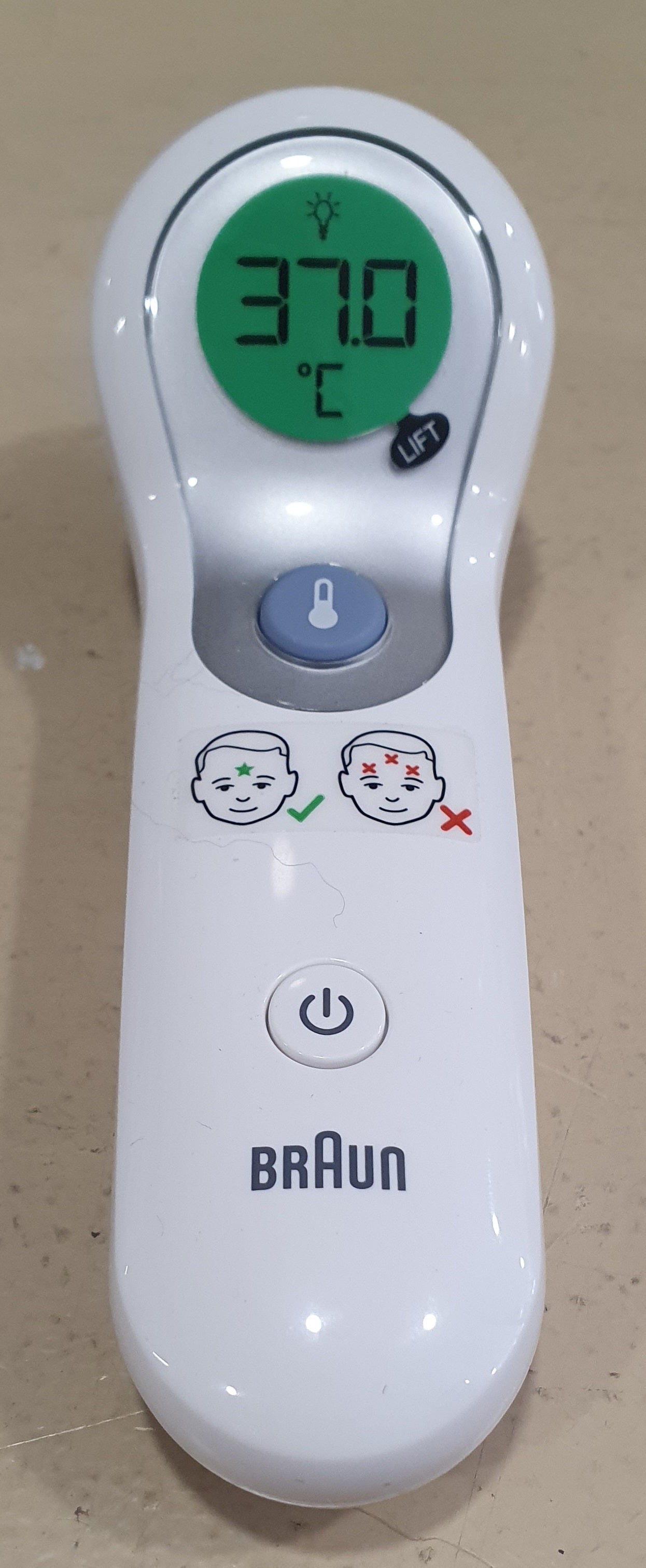 Termômetro de testa BNT300/ Branco - BRAUN