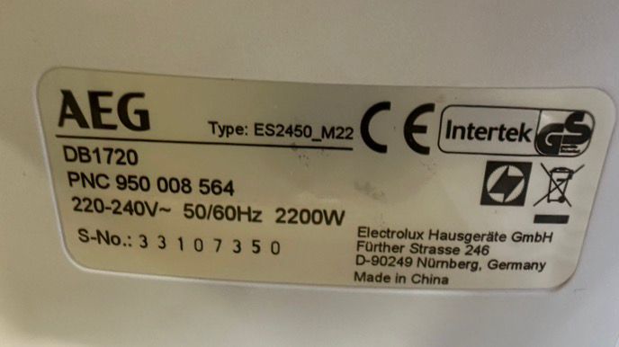 Ferro Engomar a vapor DB1720 |2200 W - AEG