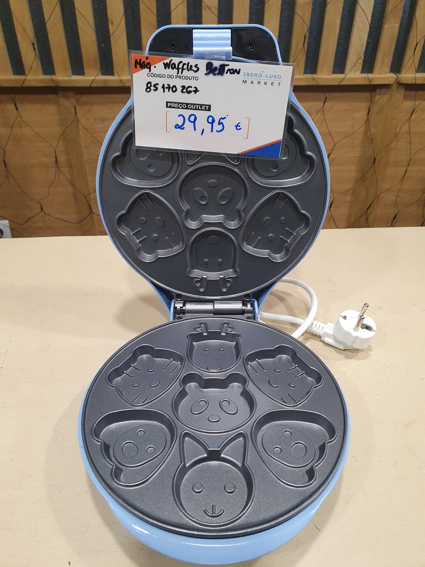 Máquina de Waffles AAW700B /700W - Bestron