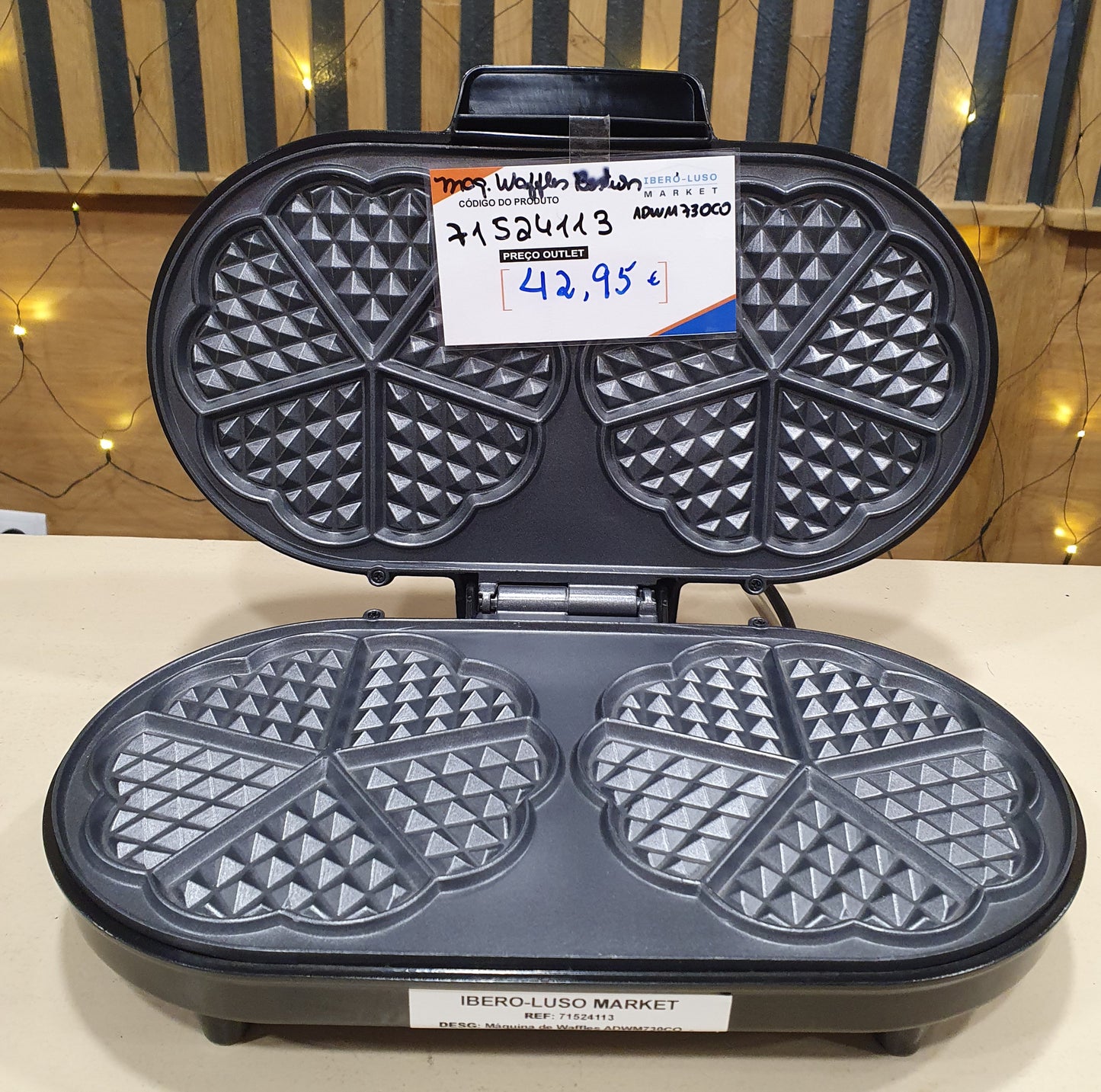 Máquina de Waffles ADWM730CO/ 1200W - Bestron