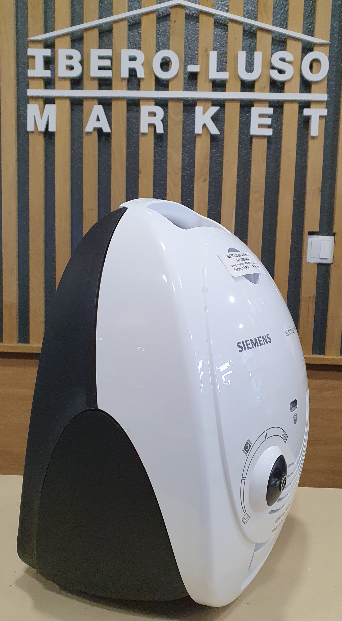 Aspirador VS06WH1T - Siemens