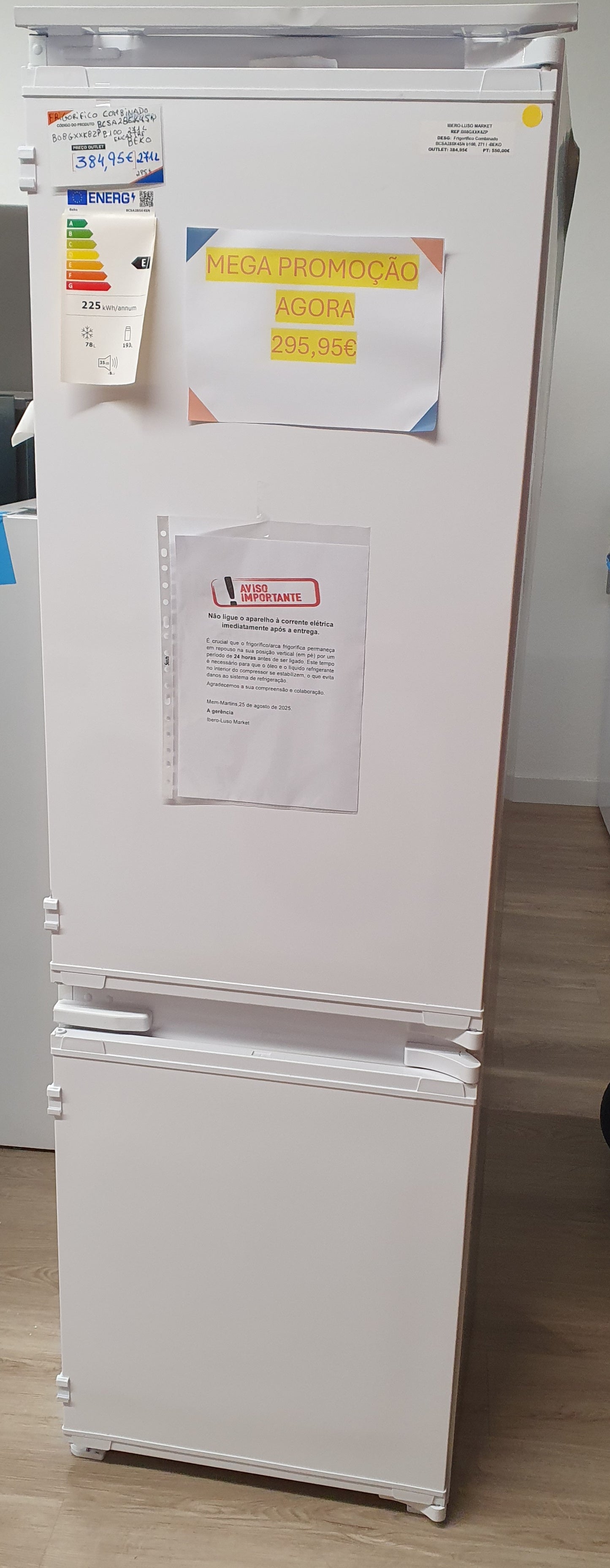 Frigorífico Combinado de encastre BCSA285K4SN B100 271 l -BEKO