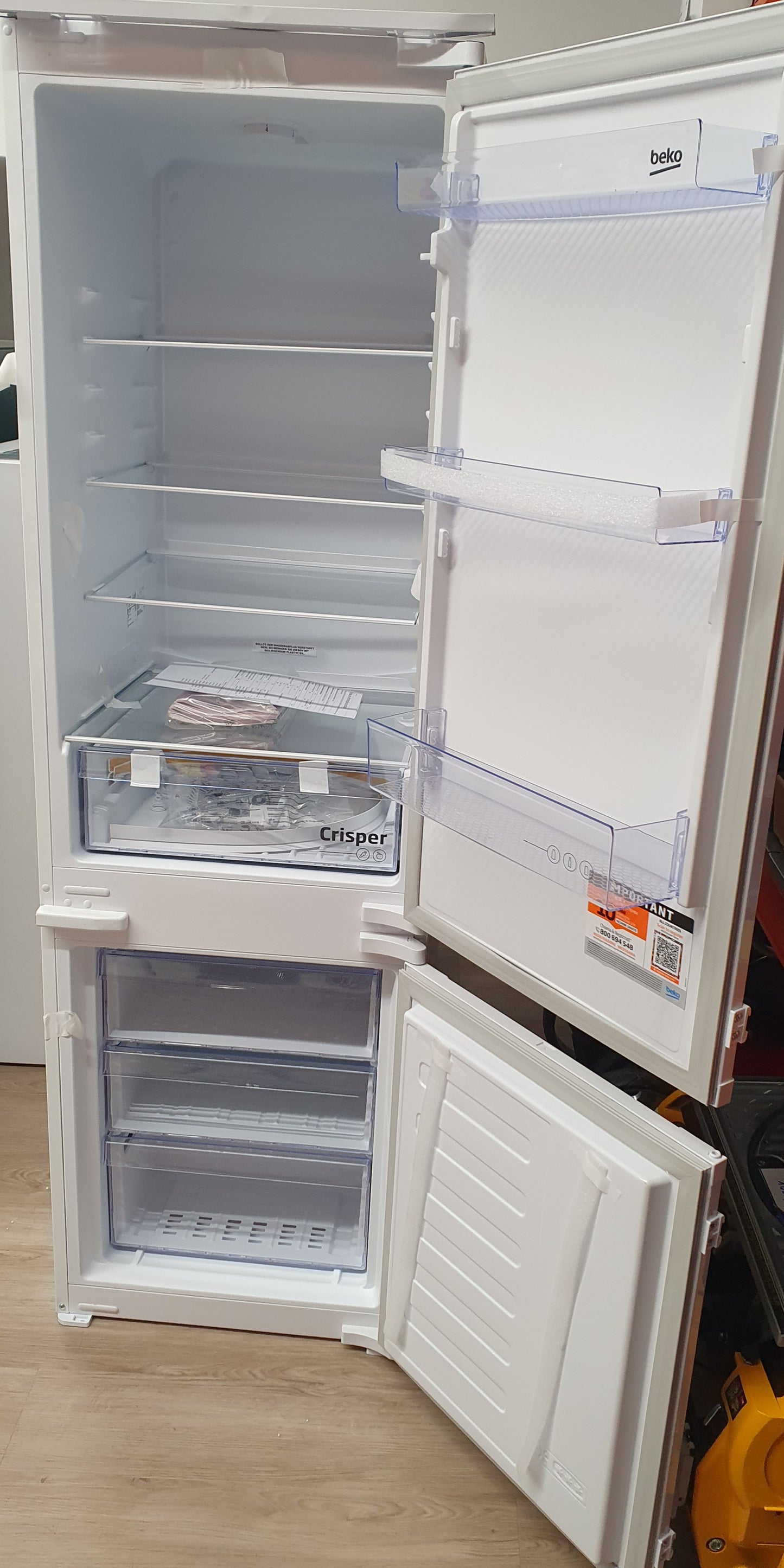 Frigorífico Combinado de encastre BCSA285K4SN B100 271 l -BEKO