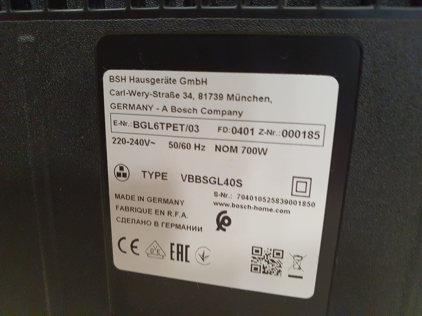 Aspirador BGL6TPET /700W - Bosch