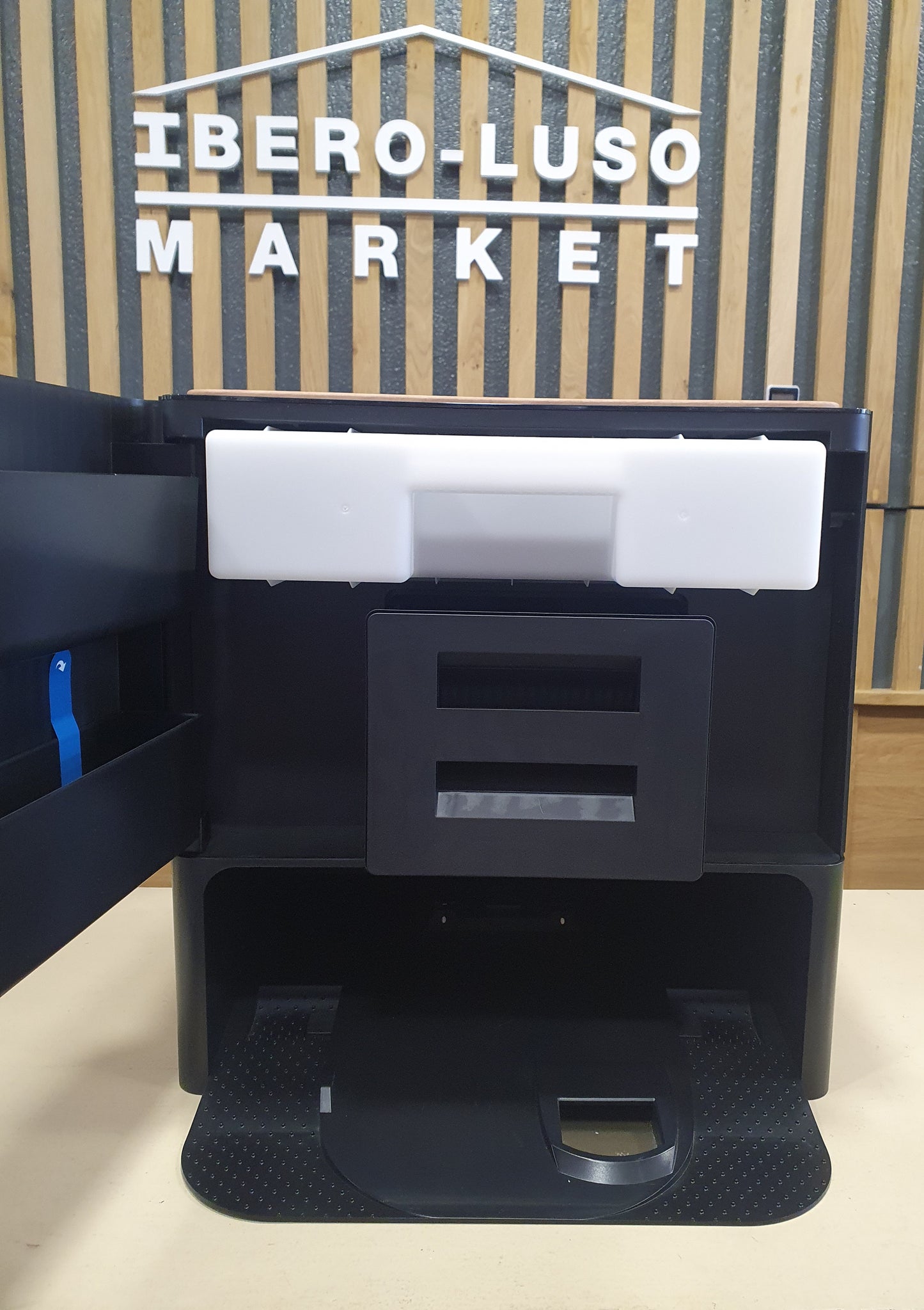 Clean Base Auto-Fill Dock for Roomba Combo j9- iRobot