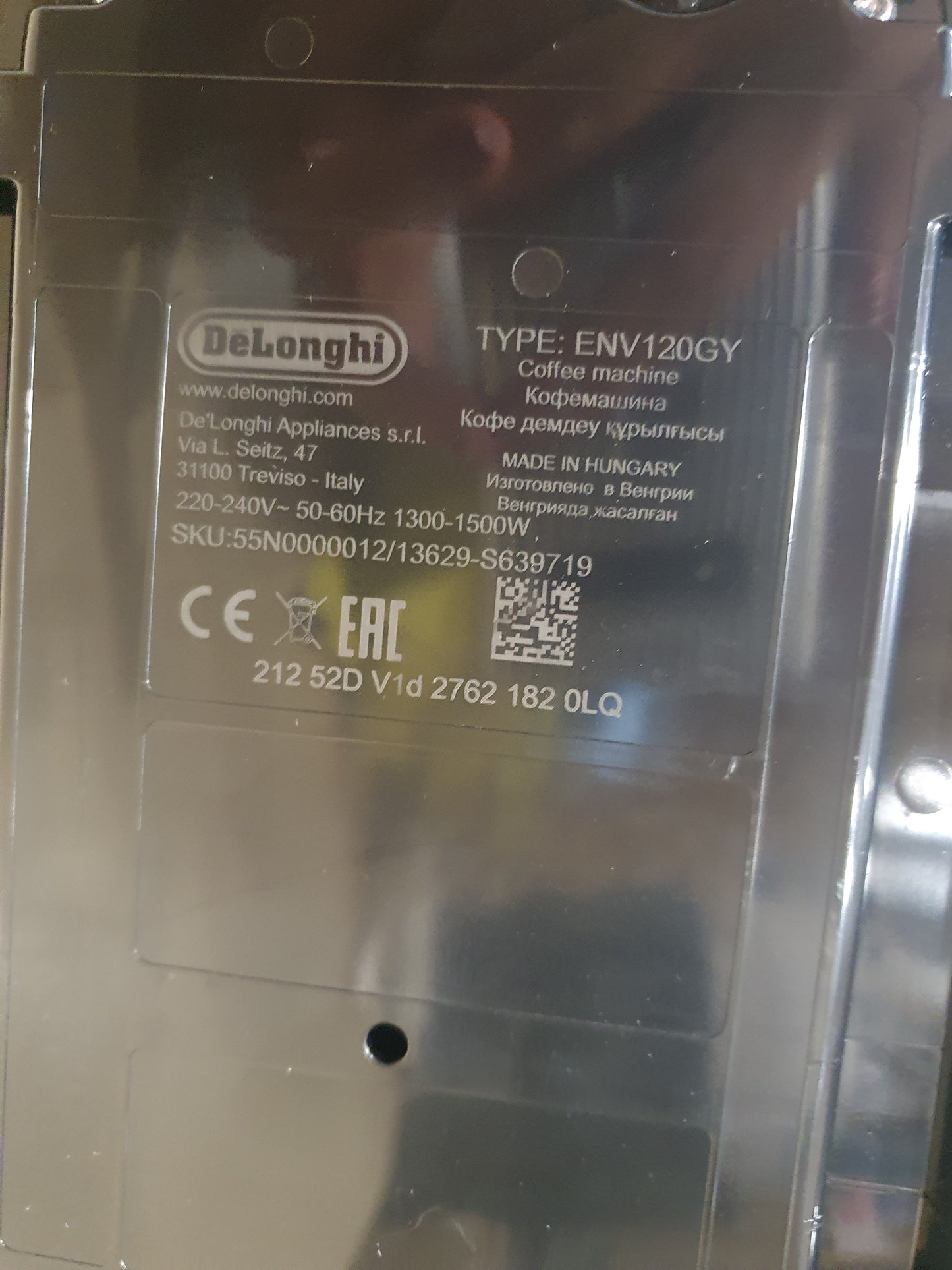 Máquina de Café Nespresso Vertuo Next ENV120GY - Delonghi