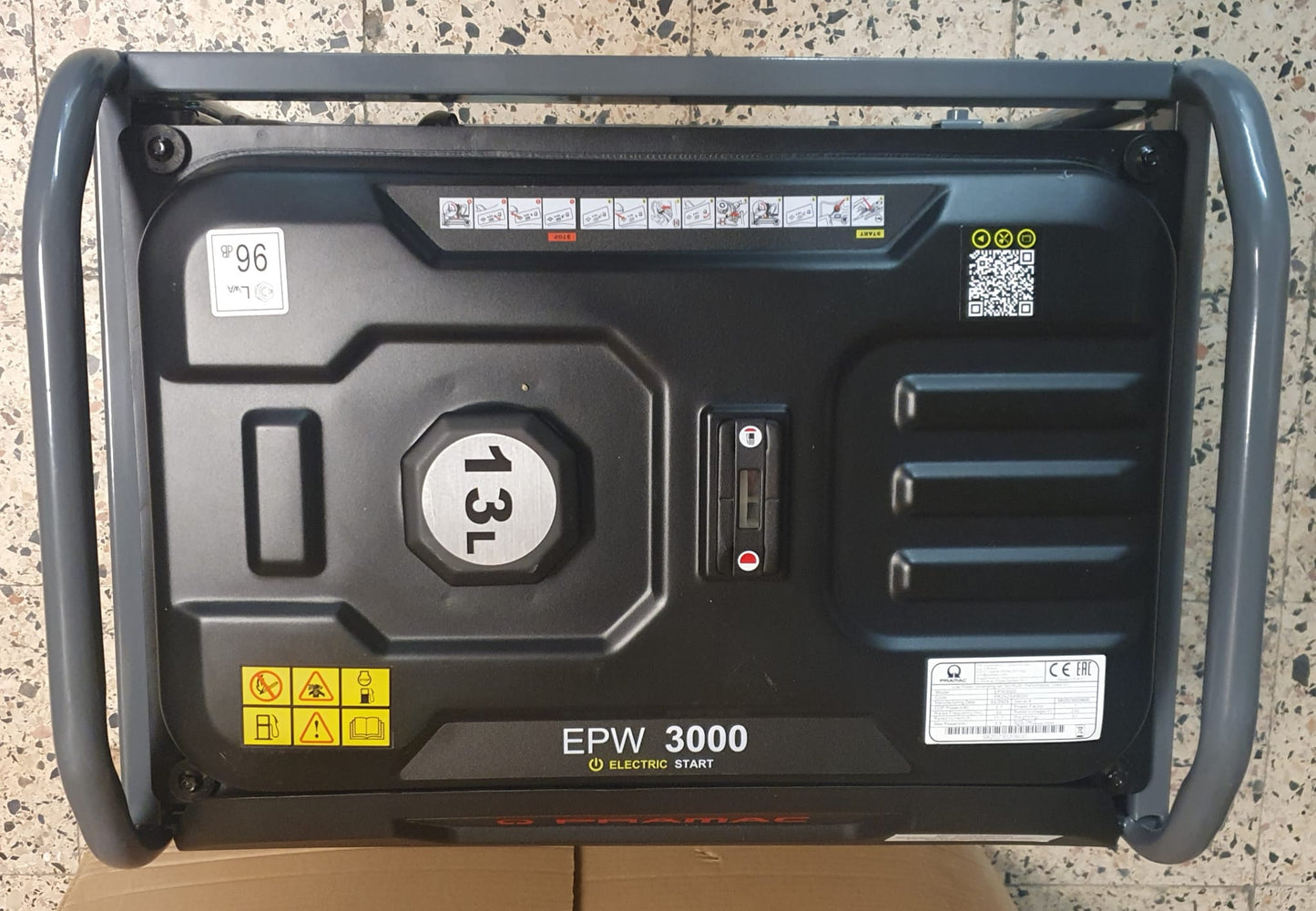 Gerador  monofásico com motor a  gasolina EPW3000-PRAMAC