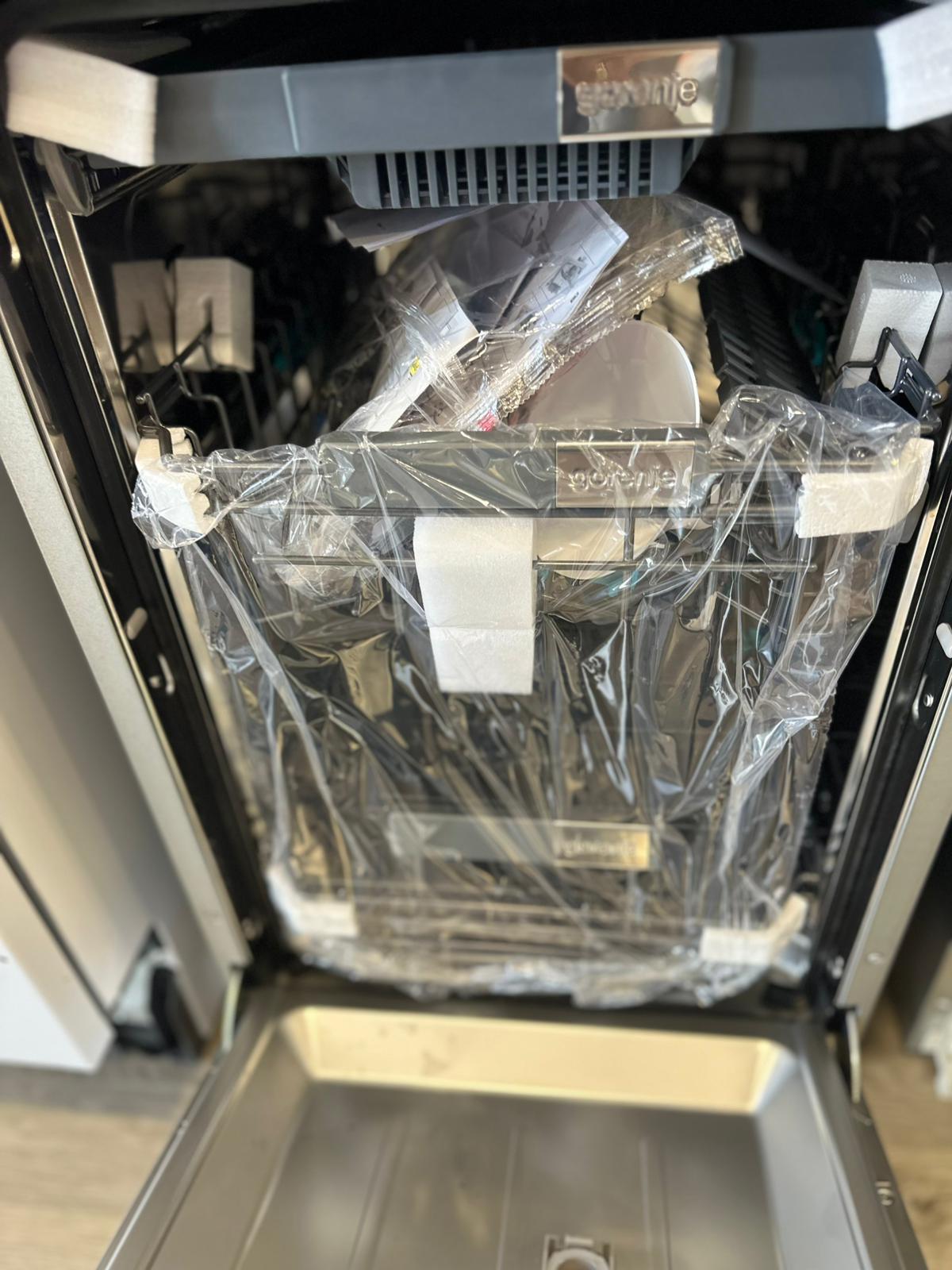 Maquina de lavar loiça  de encastrar  45cm GV583C10  - GORENJE