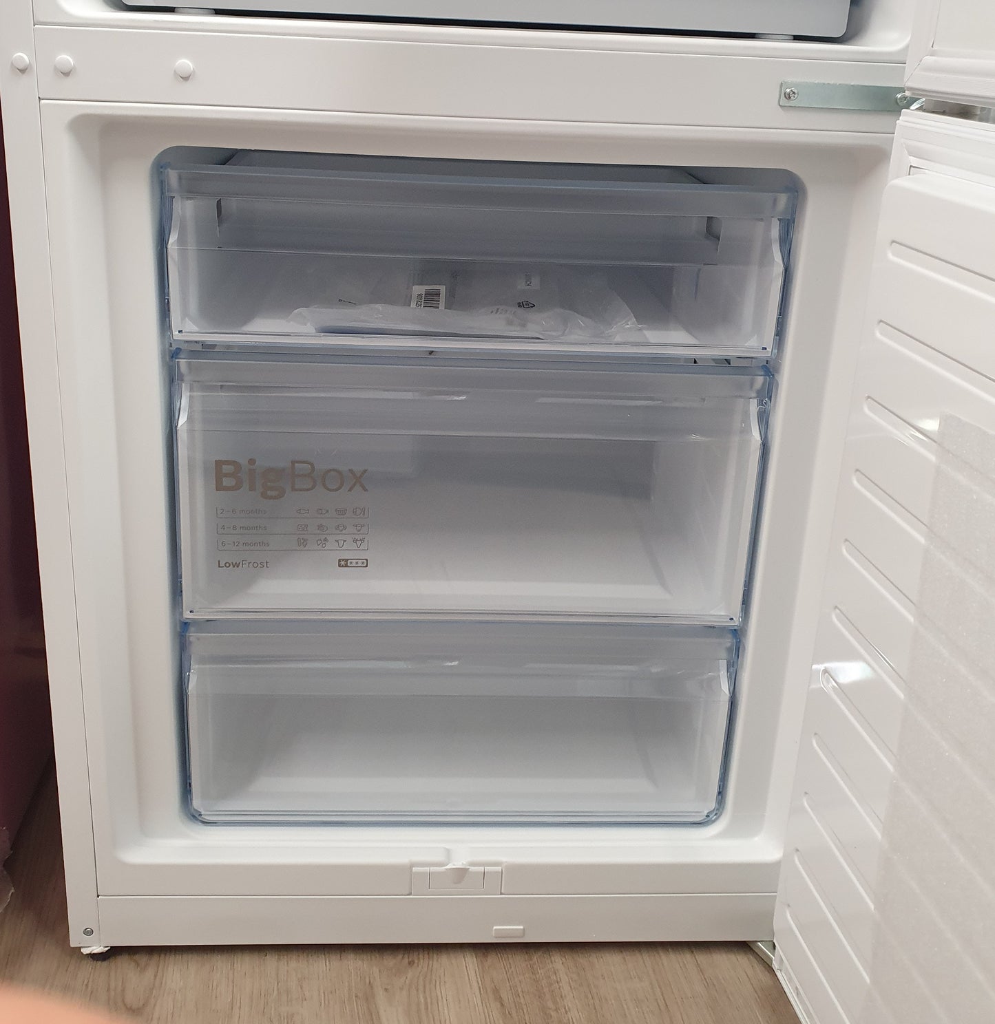 Frigorifico Combinado KGE49AWCA - BOSCH