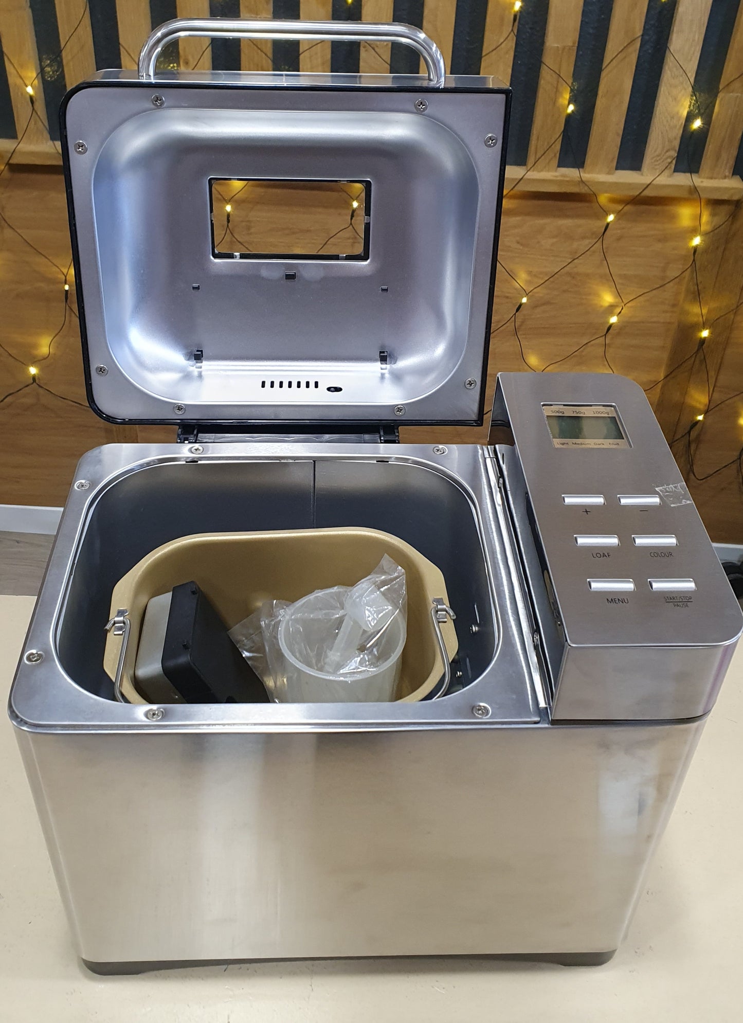 Máquina fazer pão MBF013 / 650W - AICOK