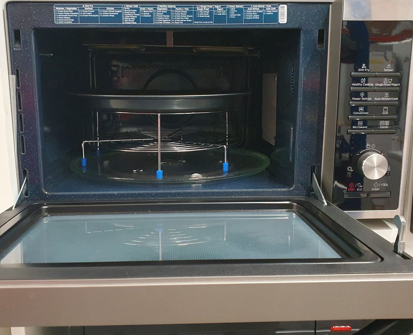 Micro-ondas 900W - MC32J7055CTEG - Samsung