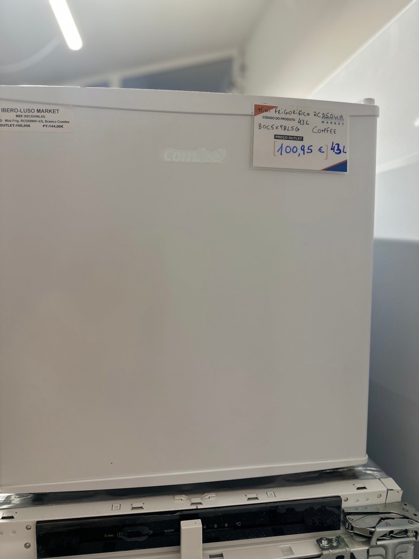 Mini Frigorífico RCD50WH 43L Branco - COMFEE