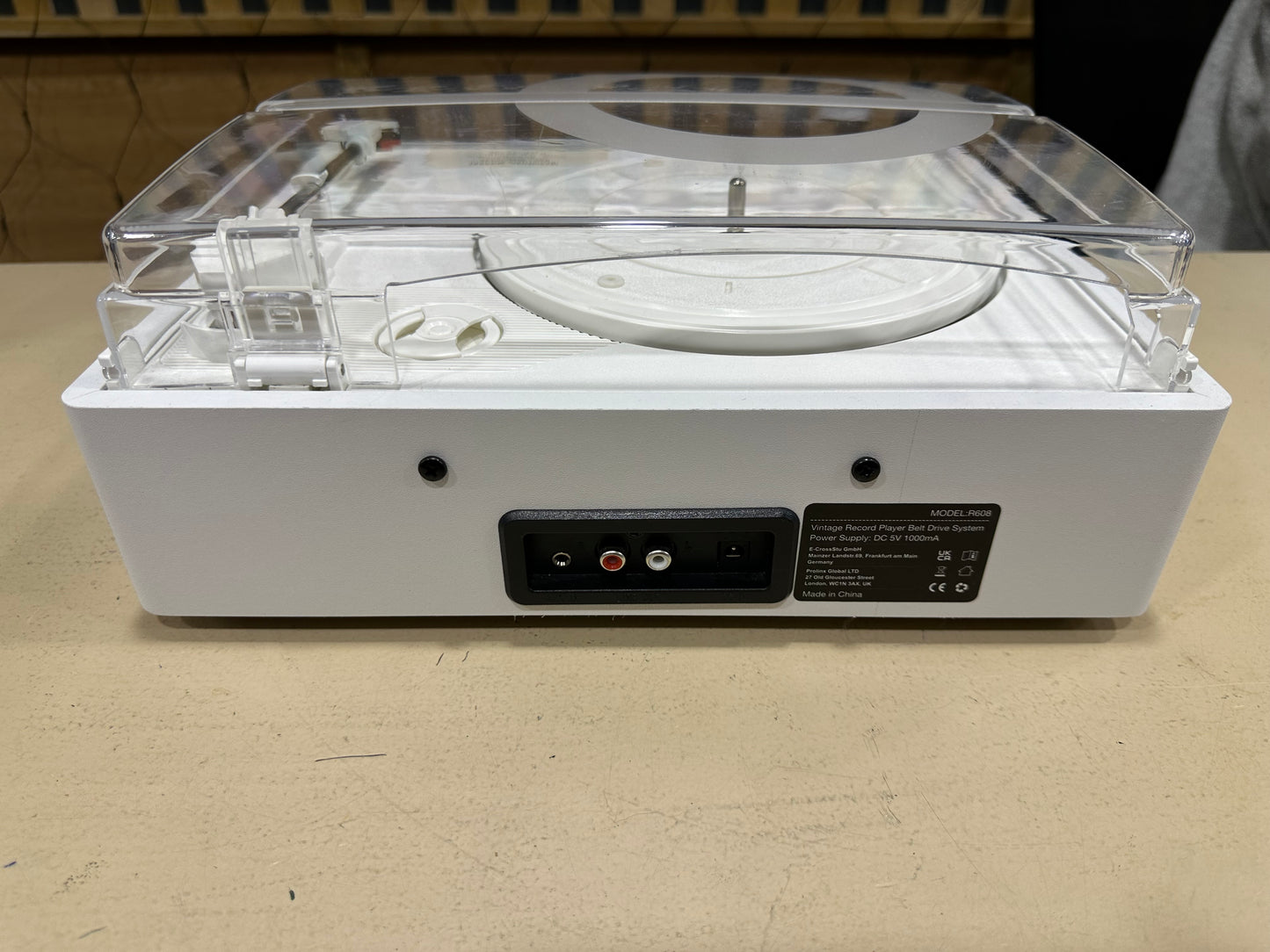 Gira Discos Retro Vintage R608 - Turntable