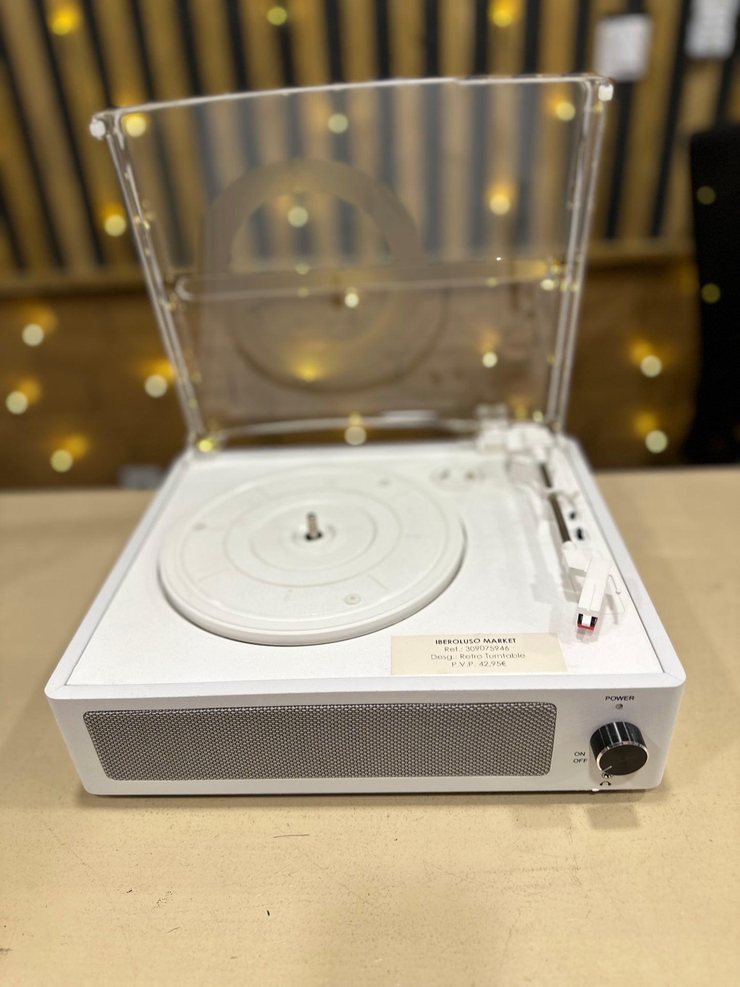 Gira Discos Retro Vintage R608 - Turntable