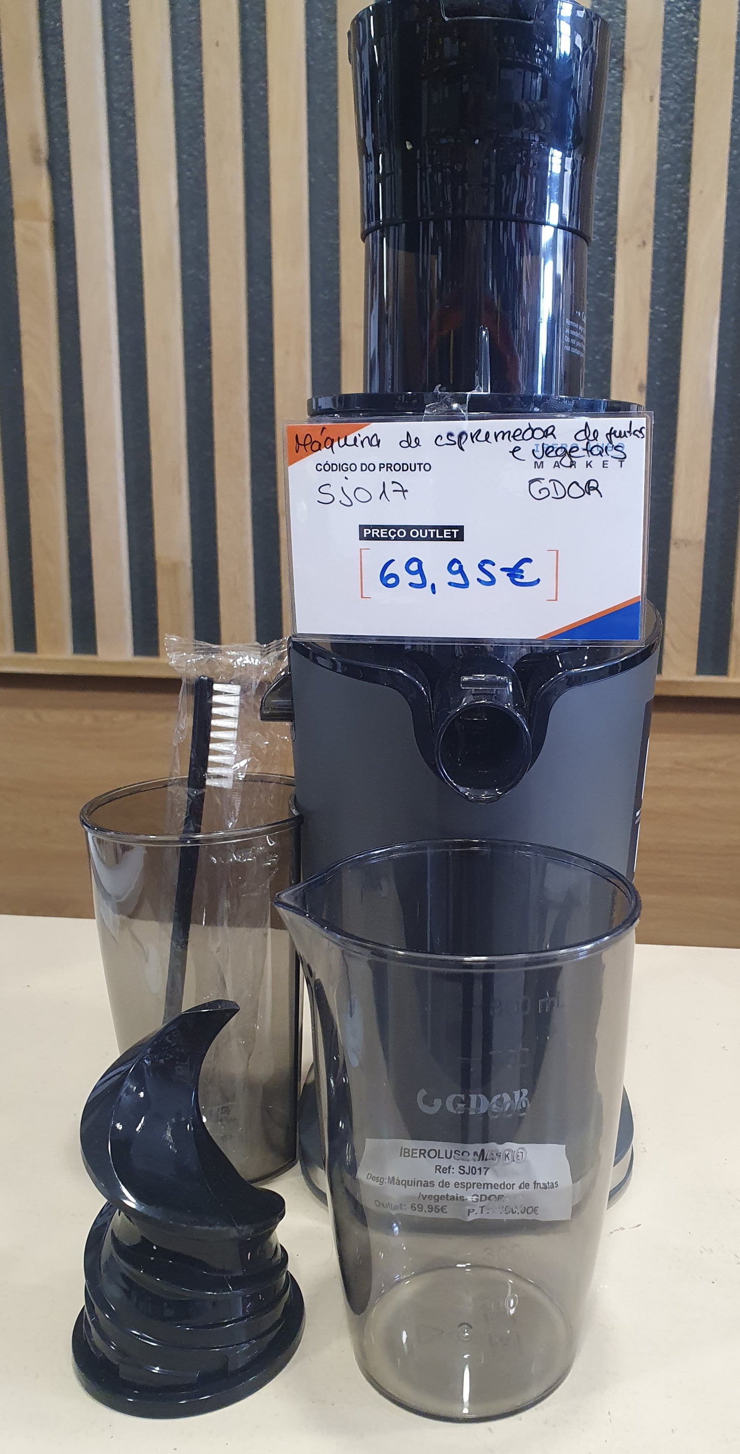 Espremedor de frutas /vegetais SJ017 - GDOR